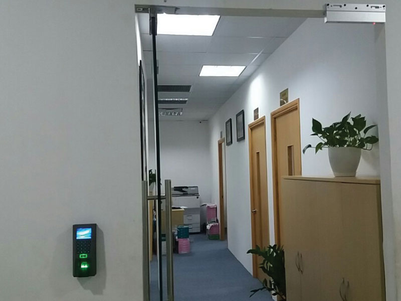 Một số công trình kiểm soát vân tay 